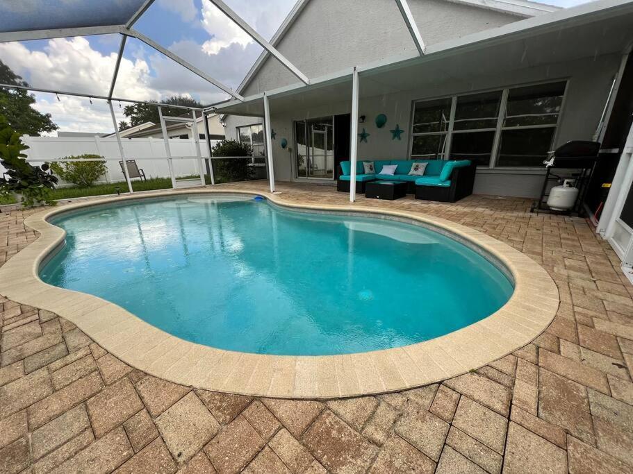 Vila Tampa Getaway Pool House Exteriér fotografie